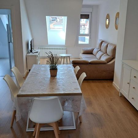 Precioso Atico En El Centro De Cangas De Onis Appartement Buitenkant foto