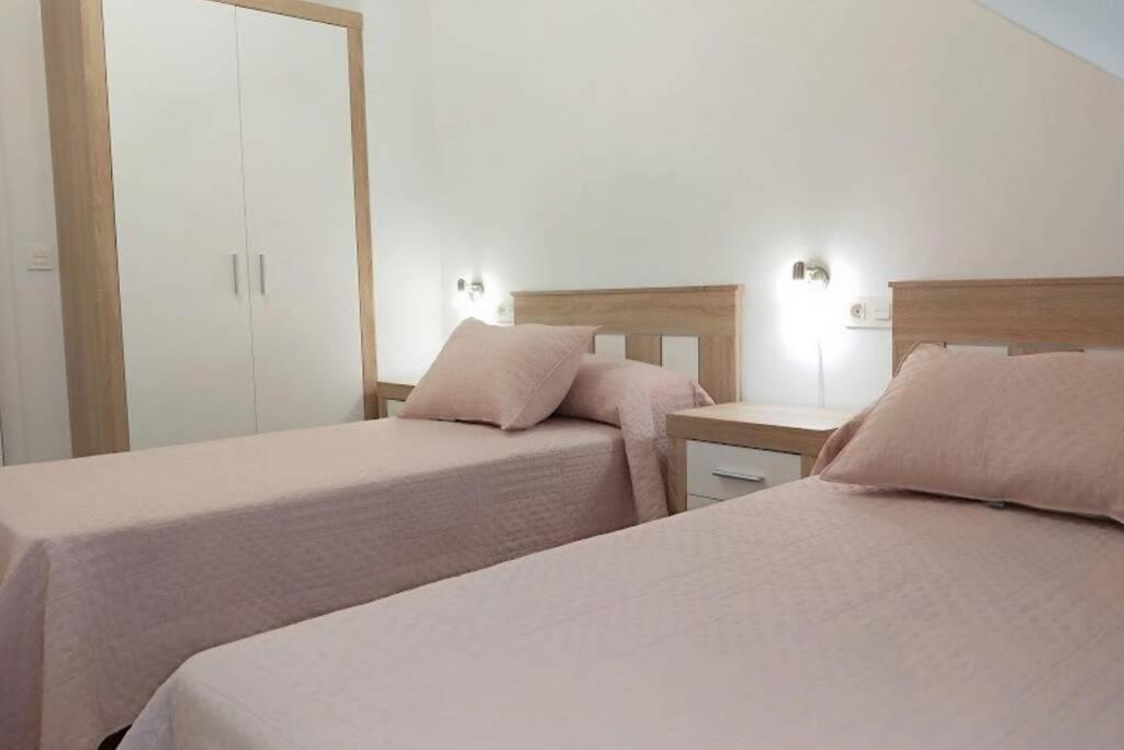 Precioso Atico En El Centro De Cangas De Onis Appartement Buitenkant foto