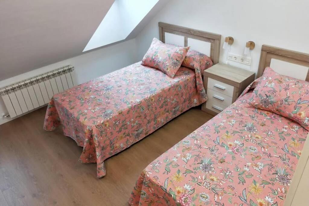 Precioso Atico En El Centro De Cangas De Onis Appartement Buitenkant foto