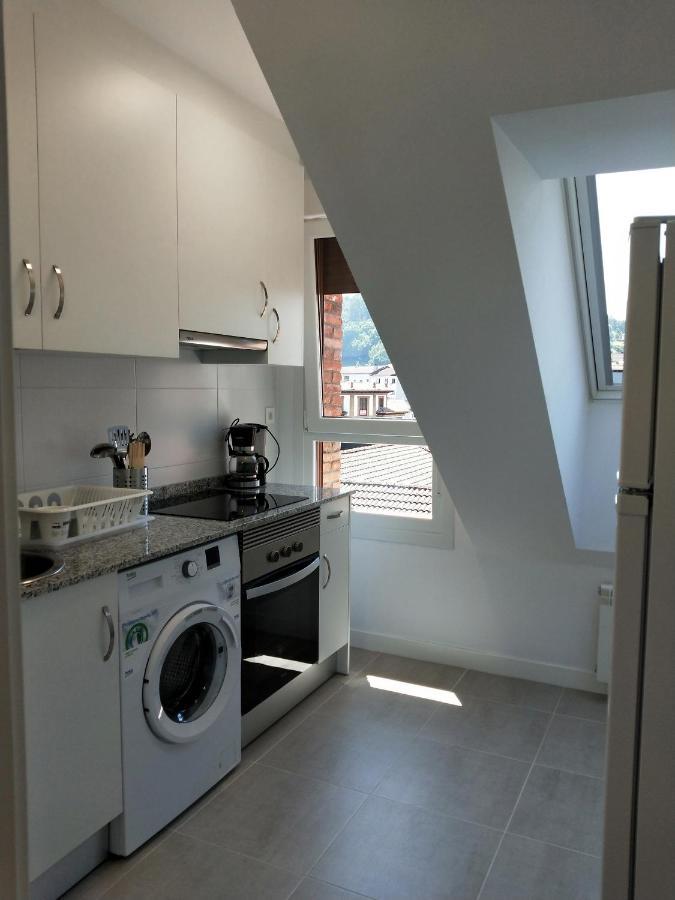Precioso Atico En El Centro De Cangas De Onis Appartement Buitenkant foto
